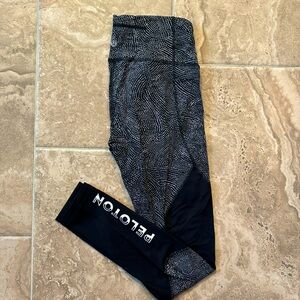 Lululemon x Peloton Legging